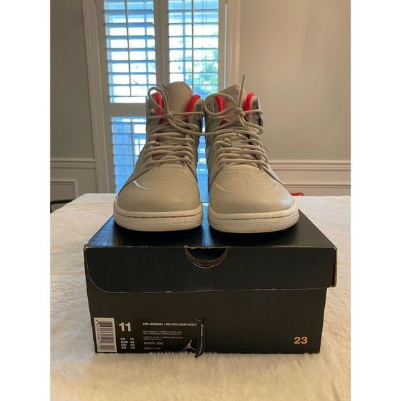 Air Jordan 1 Retro High Nouvea - Picture 1 of 9